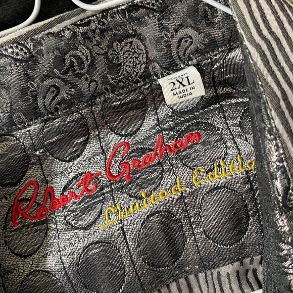 Robert Graham Size 2XL LE - Picture 4 of 4